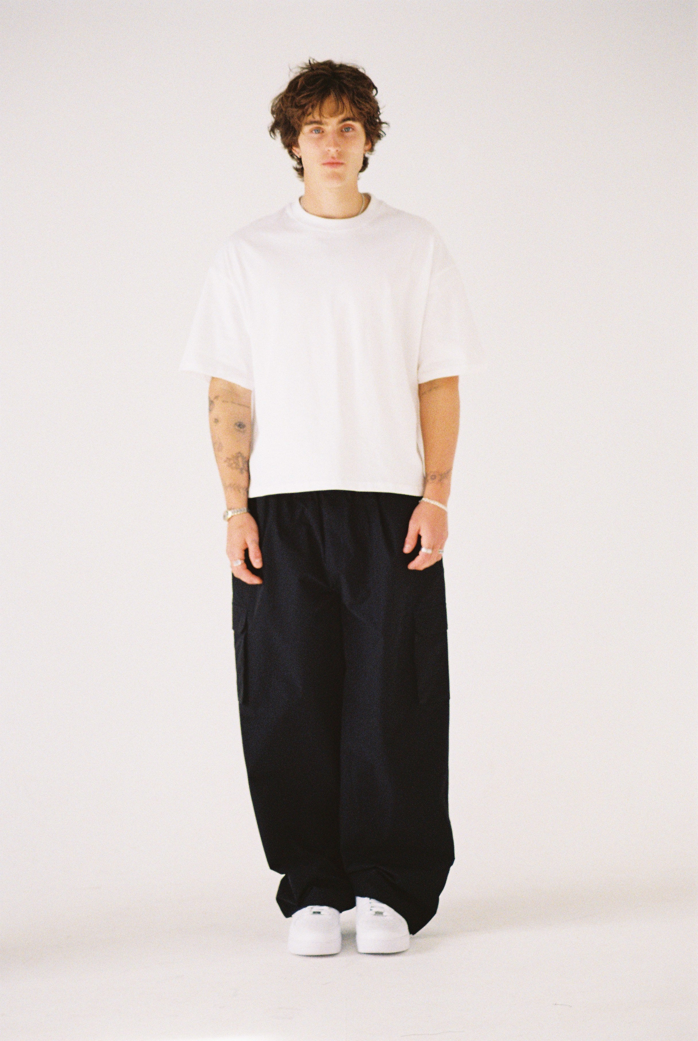 CAPSULE TEE - WHITE