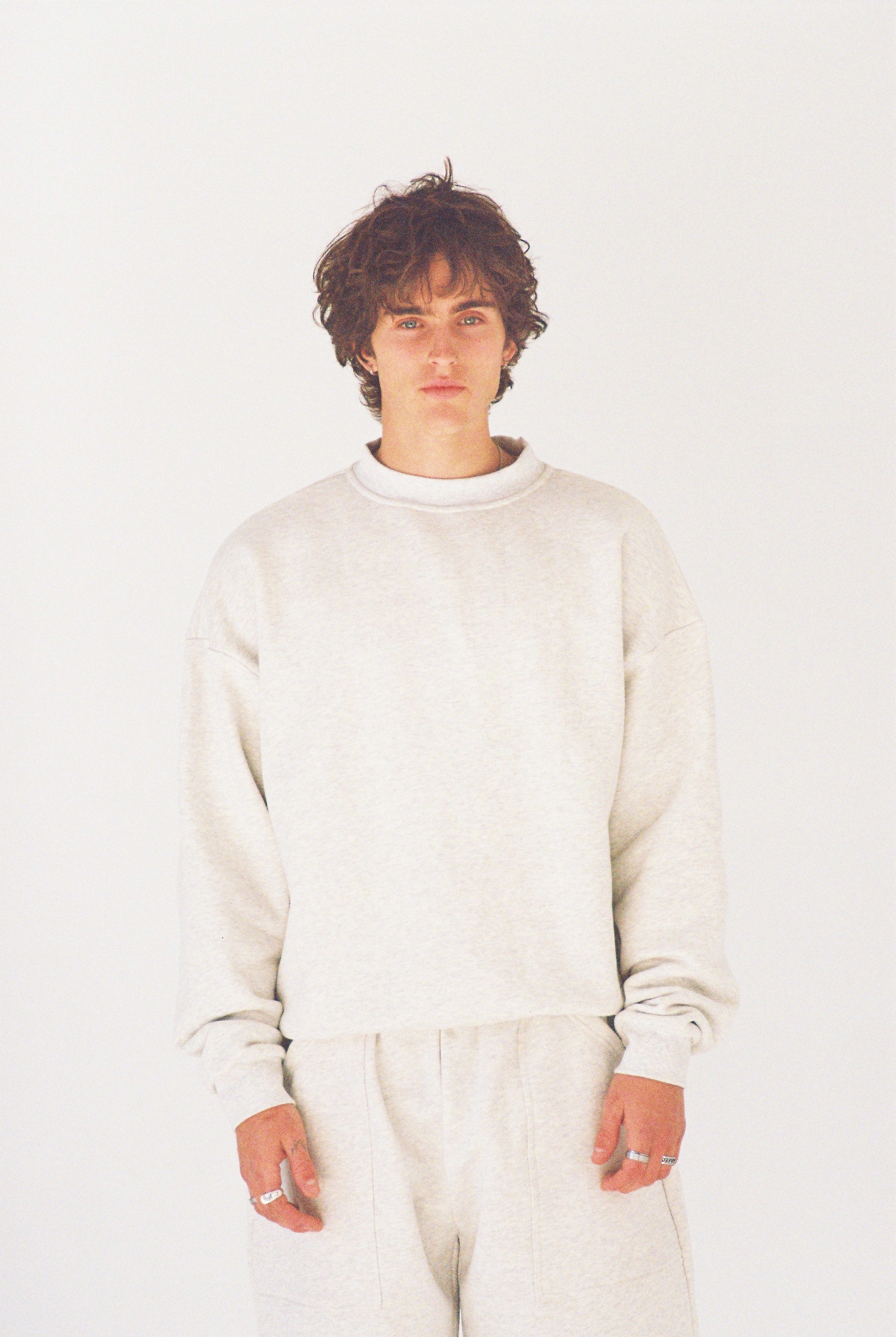 CAPSULE CREW - GREY MARL