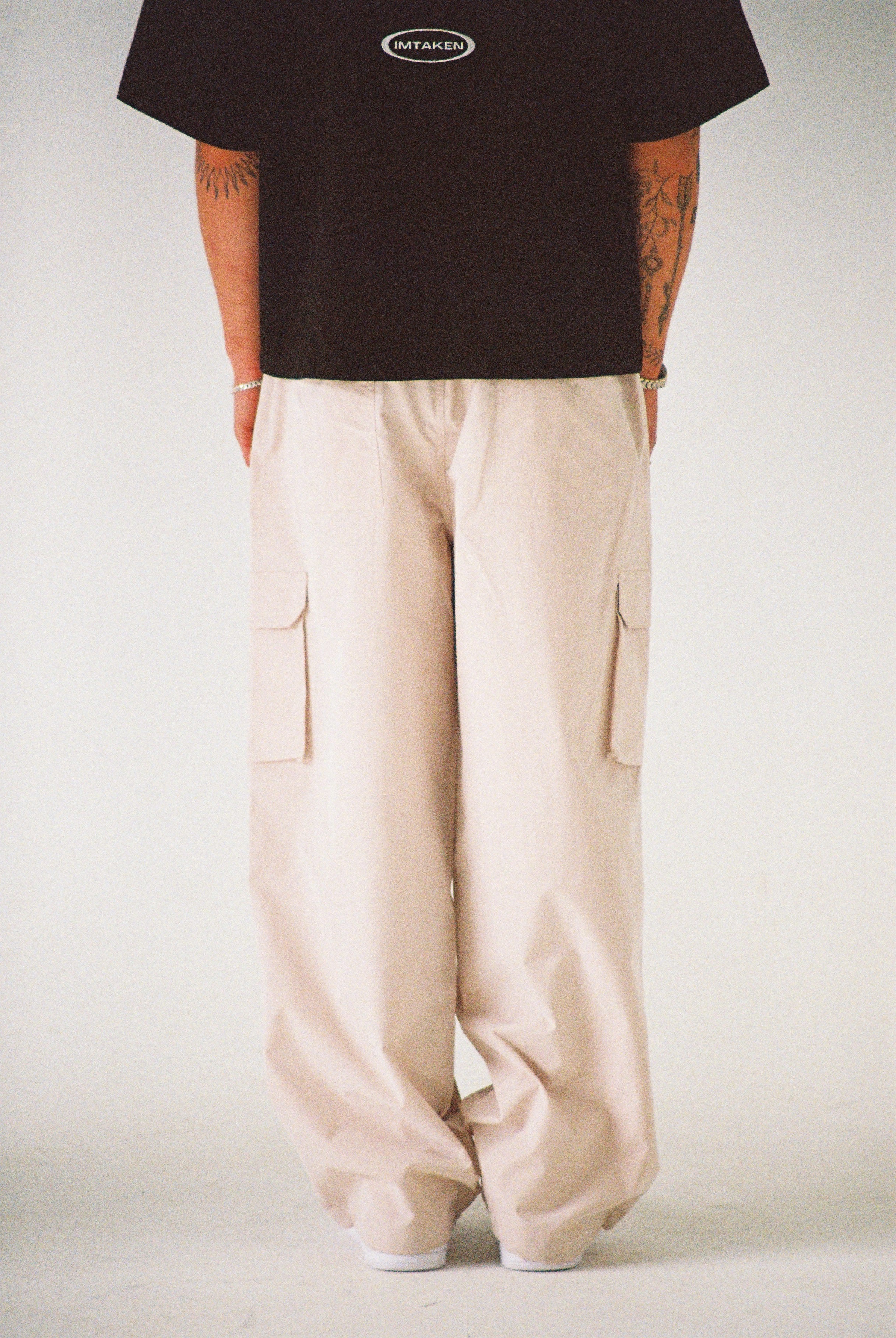 PARACHUTE PANTS - BEIGE