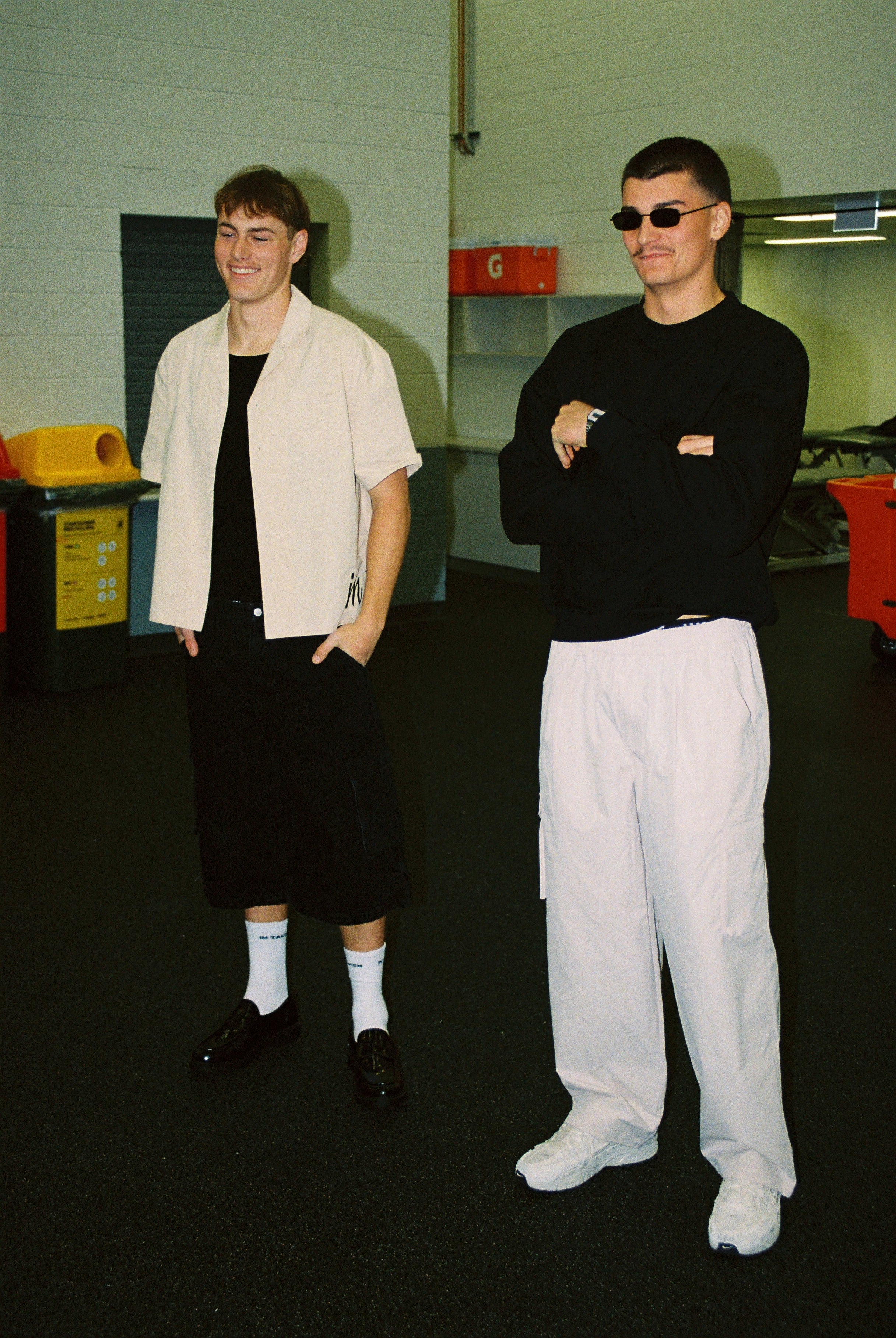 PARACHUTE PANTS - BEIGE